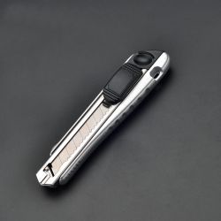 18mm Pro Metal Knife With 6pcs Blade